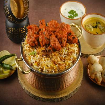 Hyderabadi Mushroom Biriyani