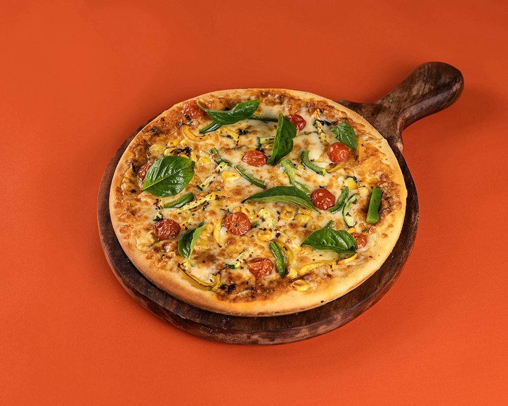 Mediterranean Paradise Pizza