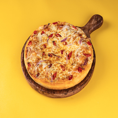 Onion & Paprika Delight Pizza
