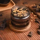 Eggless Choco Crunch Jar Cake