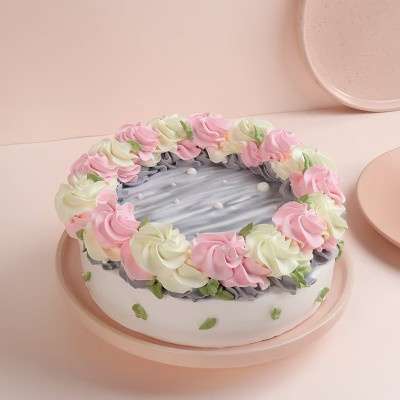 Pastel Floral Vanilla Cream Cake