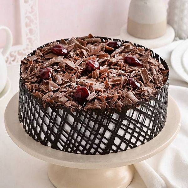 Exotic Layer Black Forest Cake