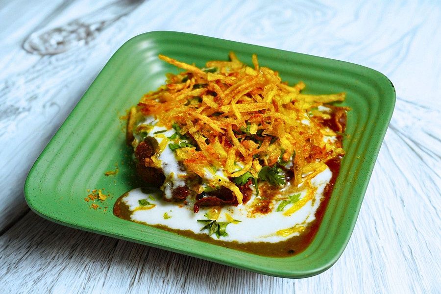 Aloo Tikki Chaat