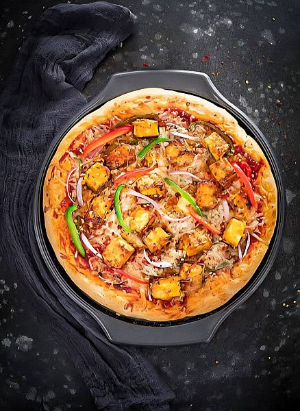Bbq Paneer Pizza