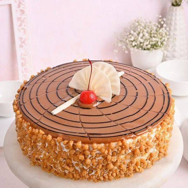 Round Shape Butterscotch Cake