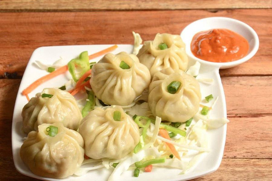 Veg Steam Momos [8pcs]