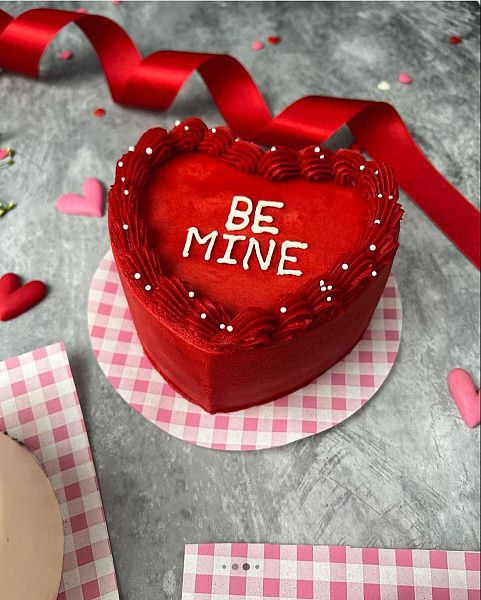 Heart Love Valentine Cake