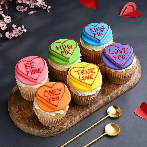 Love Notes Four Heart Cupcakes