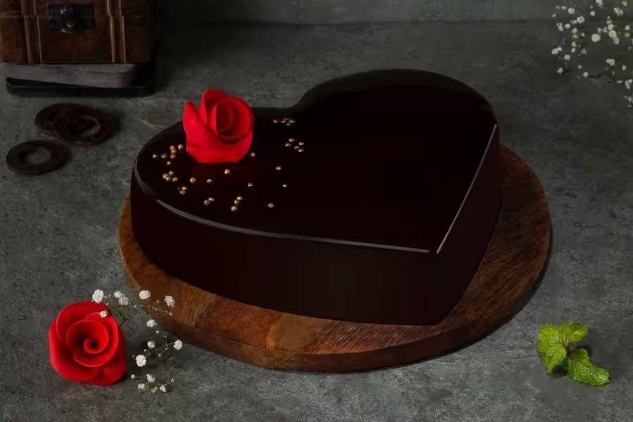 Eggless Choco Truffle Heart Cake