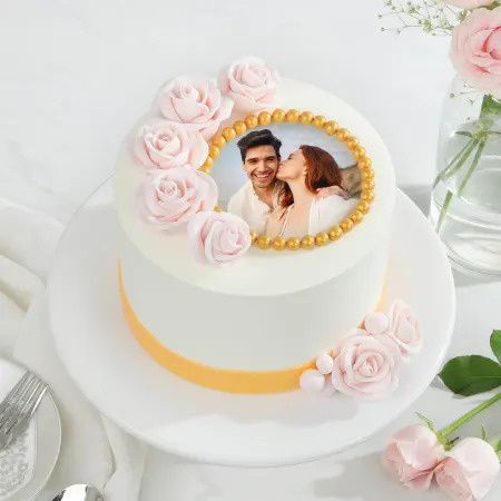 Rosy Fantasy Personalized Photo Cake