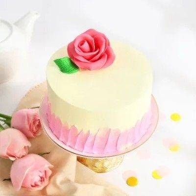 Blush Rose Bento Cake