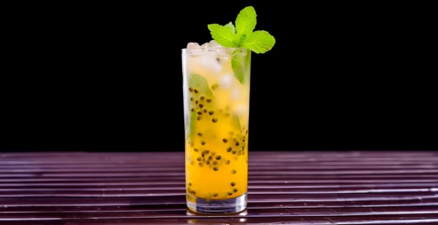Fashion Fruit Mojito