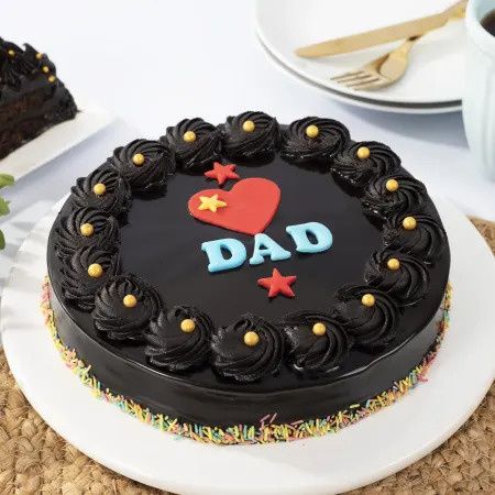 Charming Chocolate Cream Cake For Sweet Dad