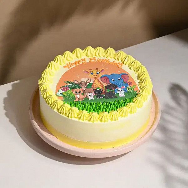 Jungle Joy Birthday Pineapple Cake