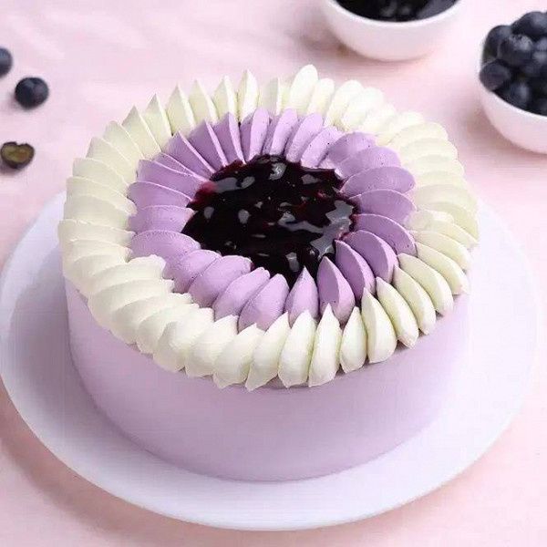 Swirl Glazed Blueberry Cake