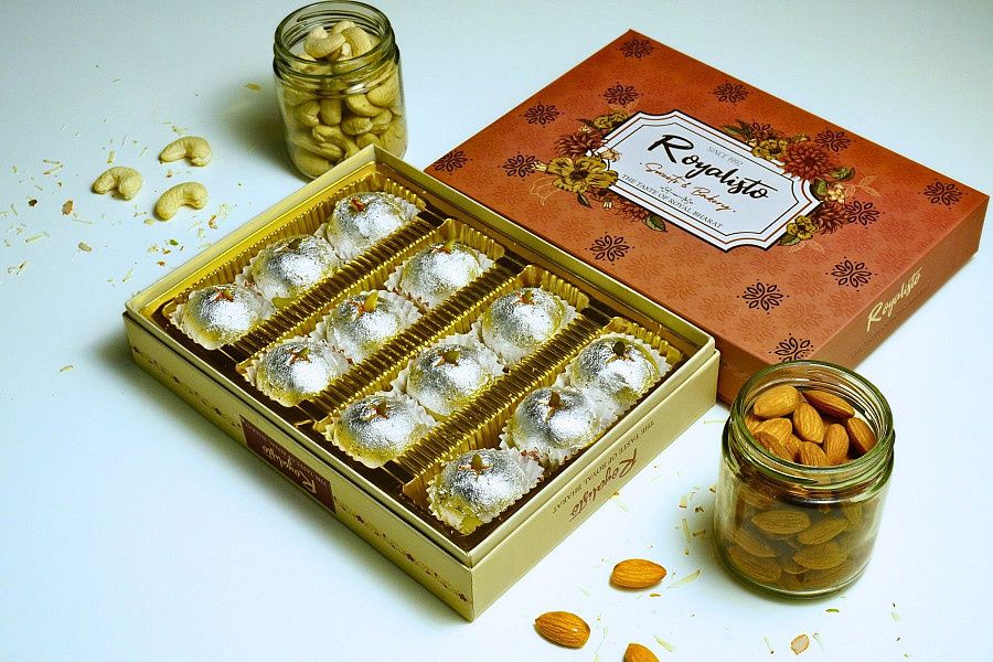 Khoya Kadam