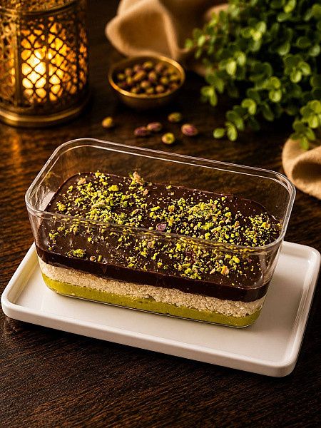 Kunafa Chocolate Tub Cake
