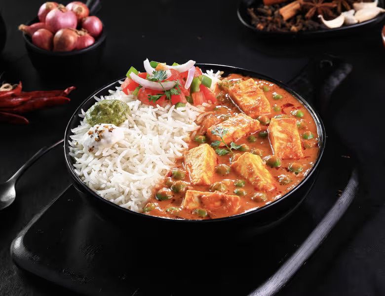 Punjabi Style Matar Paneer With Steam Rice