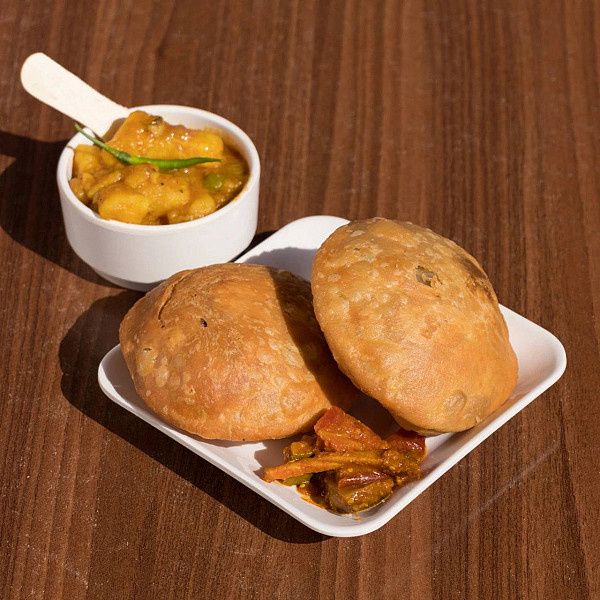 Khasta [2 Pcs] With Aloo & Chola