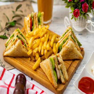 Grilled Veg Club Sandwich