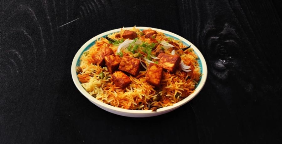 Paneer Hyderbadi Dum Biryani