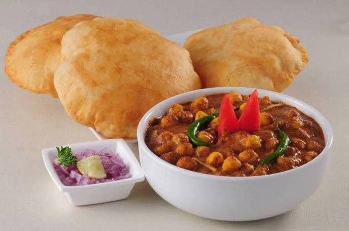 Khasta [2 Pcs] With Chola
