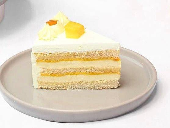Eggless Mango Pastry