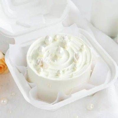 Luxe Celebrations Vanilla Bento Cake