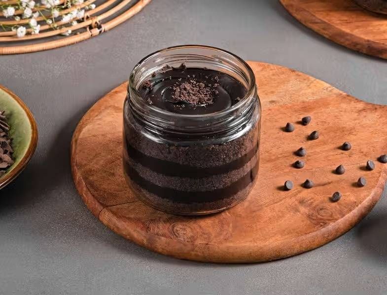 Eggless Chocolate Jar Cake