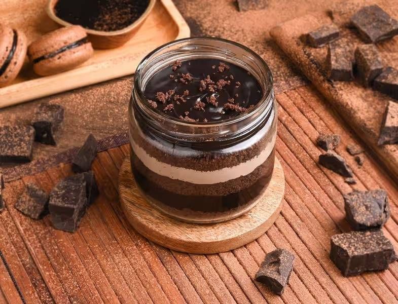 Eggless Choco Mud Jar Cake