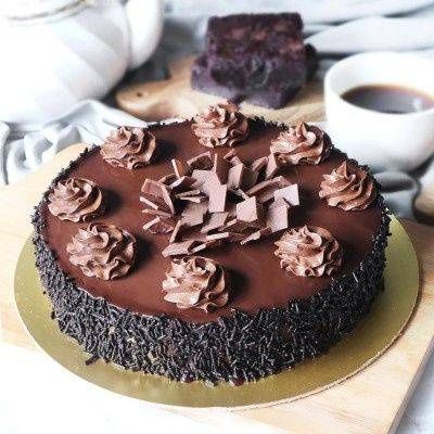 Truffle Delight Cake