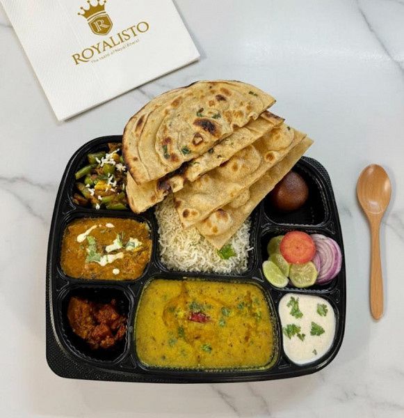 Royalisto Special Thali