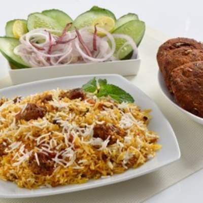 CHICKEN BIRIYANI WITH SHOLAY KEBAB