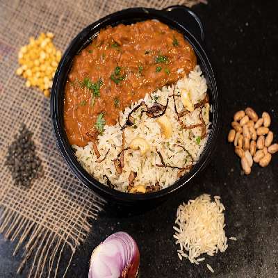 Ghee Rice With Dal Makhani