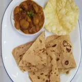 Aaloo Soyabean + Plain Paratha (3pc)