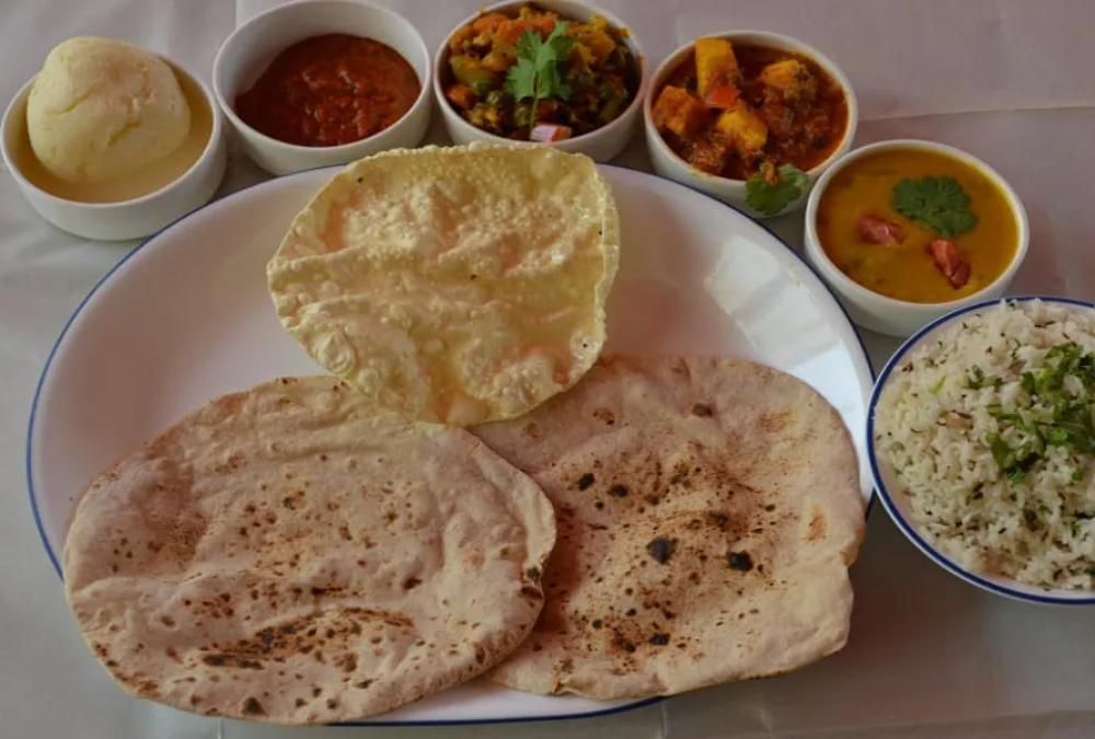 North Indian Thali (Lunch)+ Rasgulla