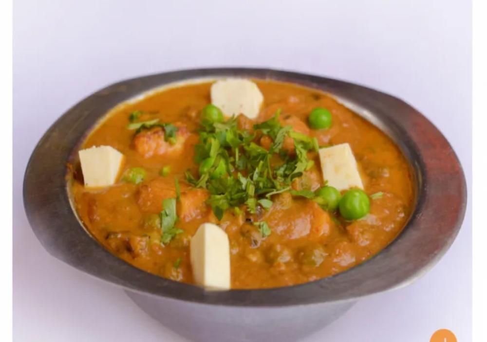 Matar Paneer