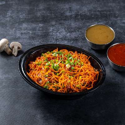 Schezwan Mushroom Noodles