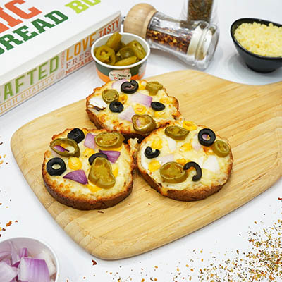 Veg Supreme Garlic Bread