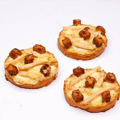 English Chicken Garlic Bread