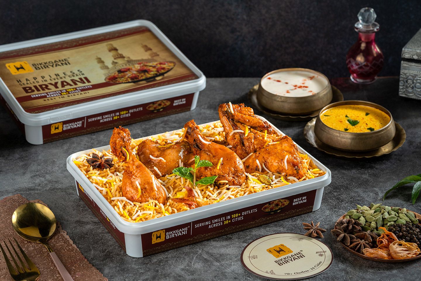 Chicken Dum Hyderabadi Biryani (1 Kg Serves 2)