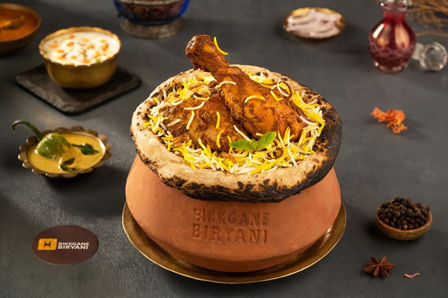 Handi Chicken Dum Hyderabadi Biryani