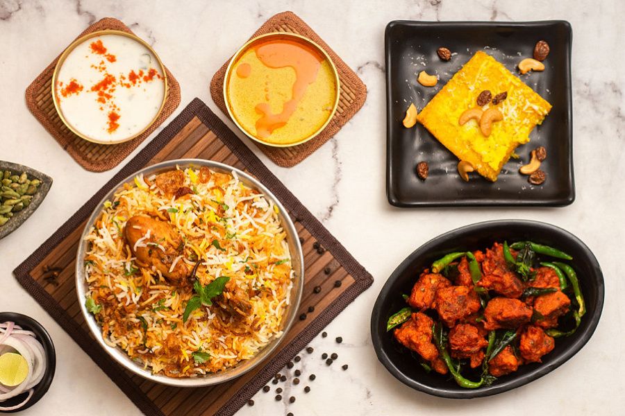 Chicken Dum Hyderabadi Family Pack (Serves 4-6)