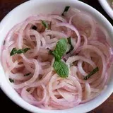 Laccha Pyaz Salad