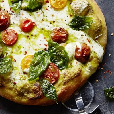 BASIL PESTO CAPRESES PIZZA
