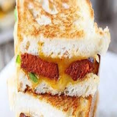 CHIPOTLE CHEESE GRIELD CKN. SANDWICH