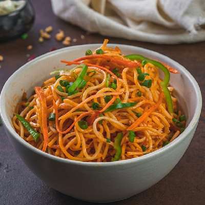 Chilli Garlic Noodles Veg [Serves 1- 2]