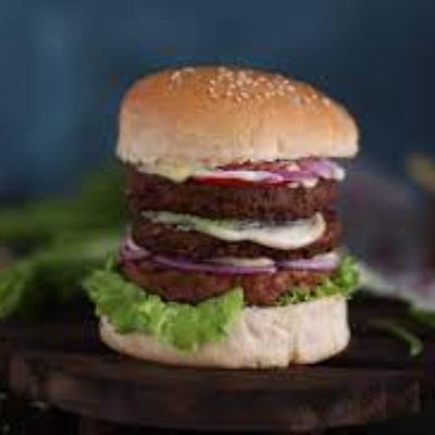 CHICKEN BURGER
