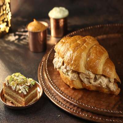 Chicken Shawarma In French Croissant