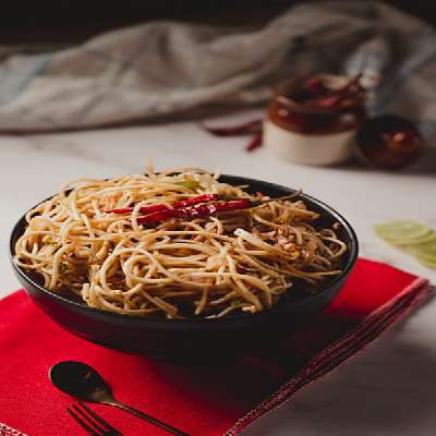 Veg Chilly Garlic Noodle(Spicy)